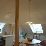 Dachgeschosswohnung Im Stadtzentrum Fuer 4 Personen * Paderborn