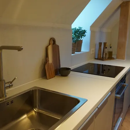 公寓 Dachgeschosswohnung Im Stadtzentrum Fuer 4 Personen 帕德博恩