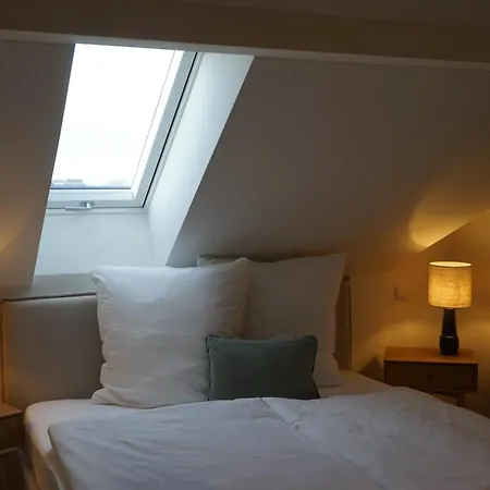 Dachgeschosswohnung Im Stadtzentrum Fuer 4 Personen *