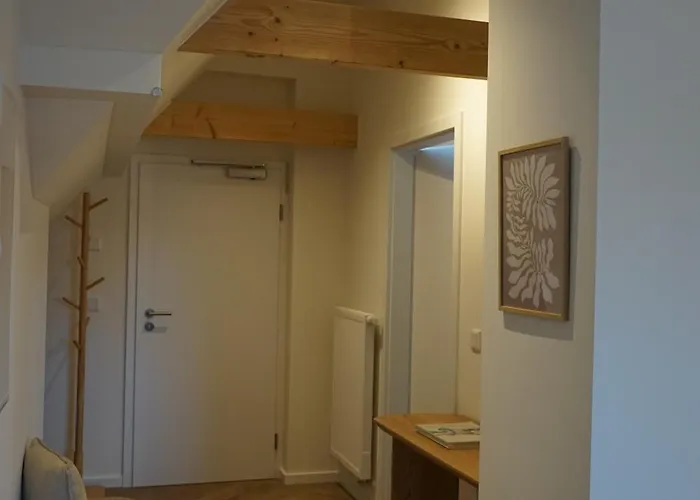 Dachgeschosswohnung Im Stadtzentrum Fuer 4 Personen 公寓 帕德博恩